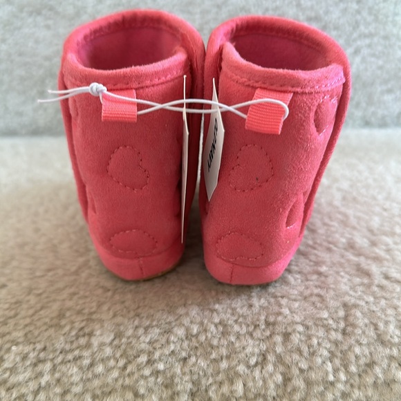 Old Navy Quilted Heart Boots for Baby - Picture 8 of 16